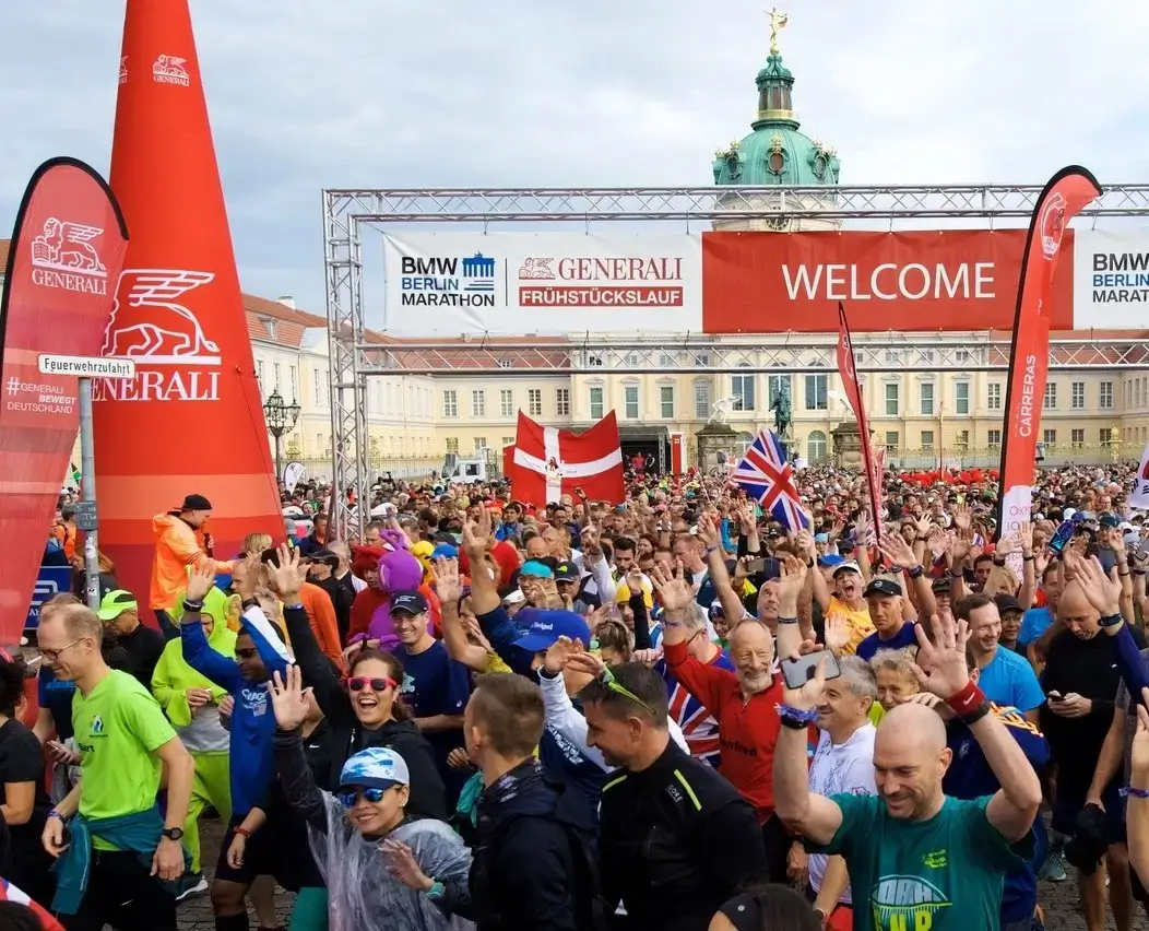 Ribuan pelari mengikuti BMW Berlin Marathon 2023 di Berlin Jerman
