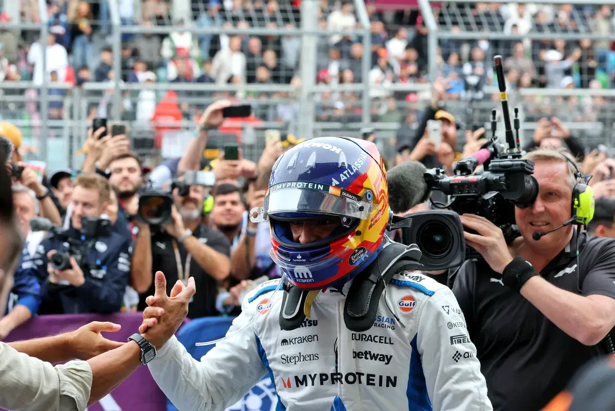 Podium Williams di Azerbaijan Jadi Momen Terbaik Carlos Sainz