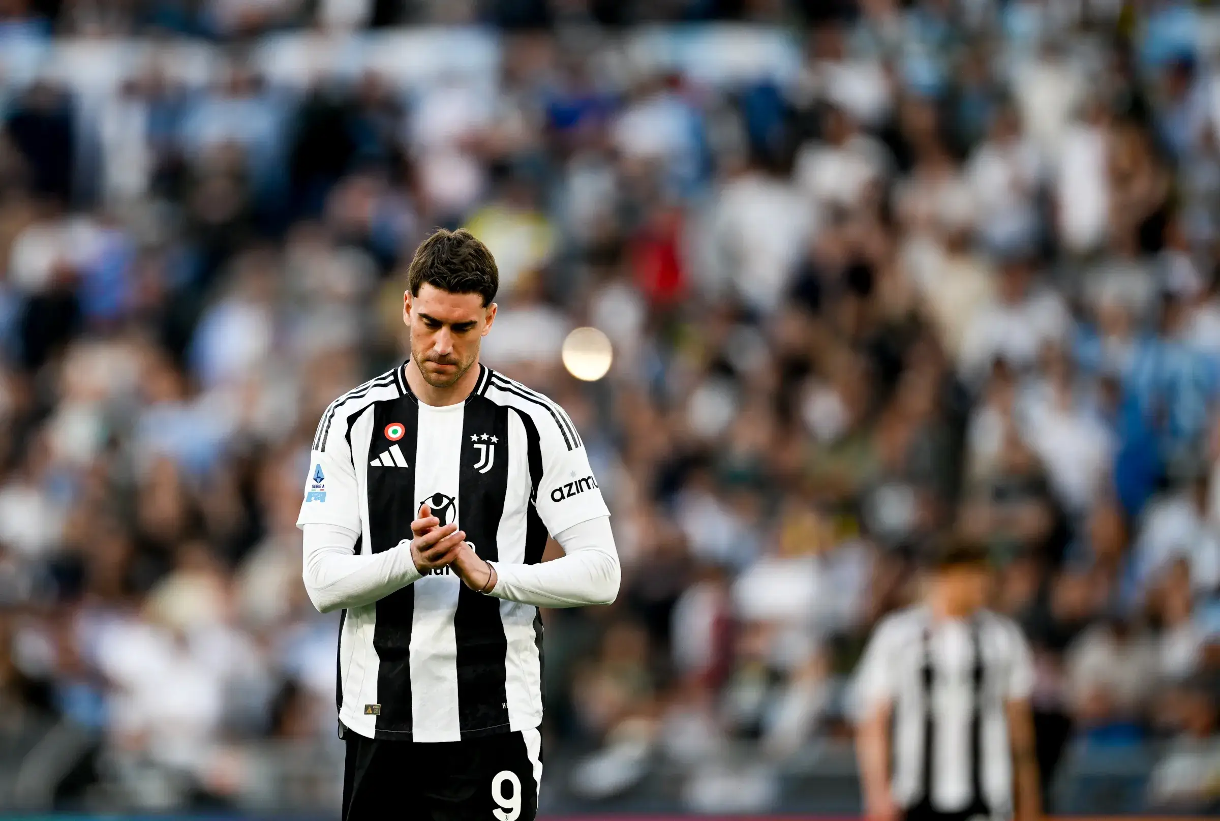 Vlahović Ledakkan Allianz: Juve Lolos dari Kekalahan