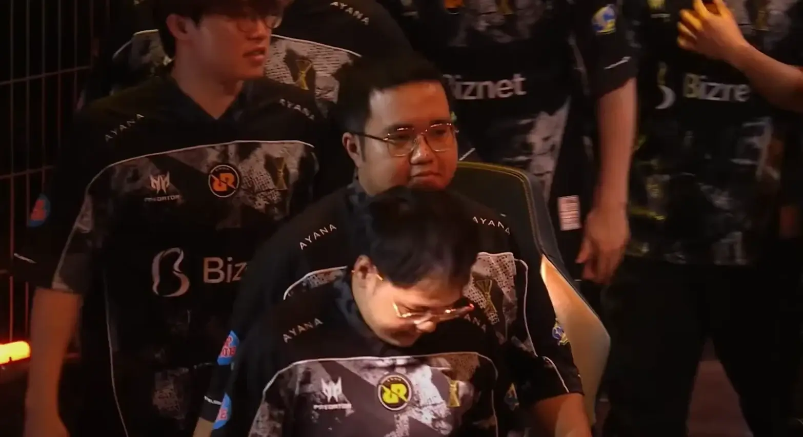 Monyet and Kushy from RRQ