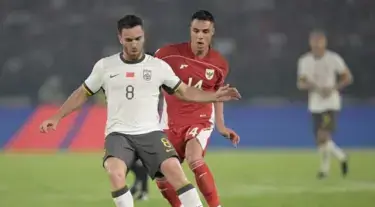 Indonesia vs China: Joey Pelupessy Kawal Lawan