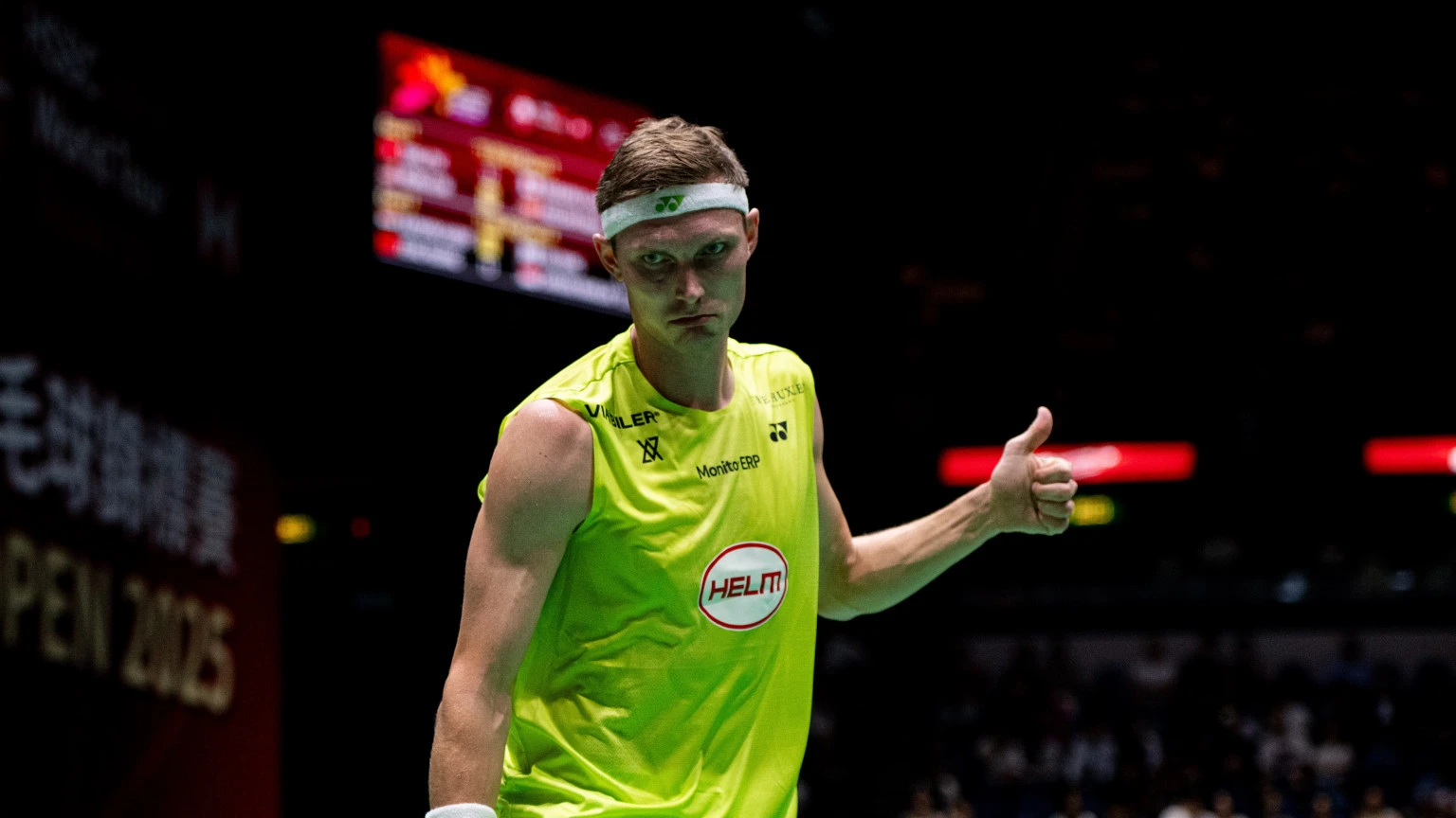 Ekspresi Viktor Axelsen usai pertandingan bulutangkis Hong Kong Open 2025