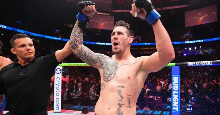 Brendan Allen TKO Reinier de Ridder di UFC Vancouver