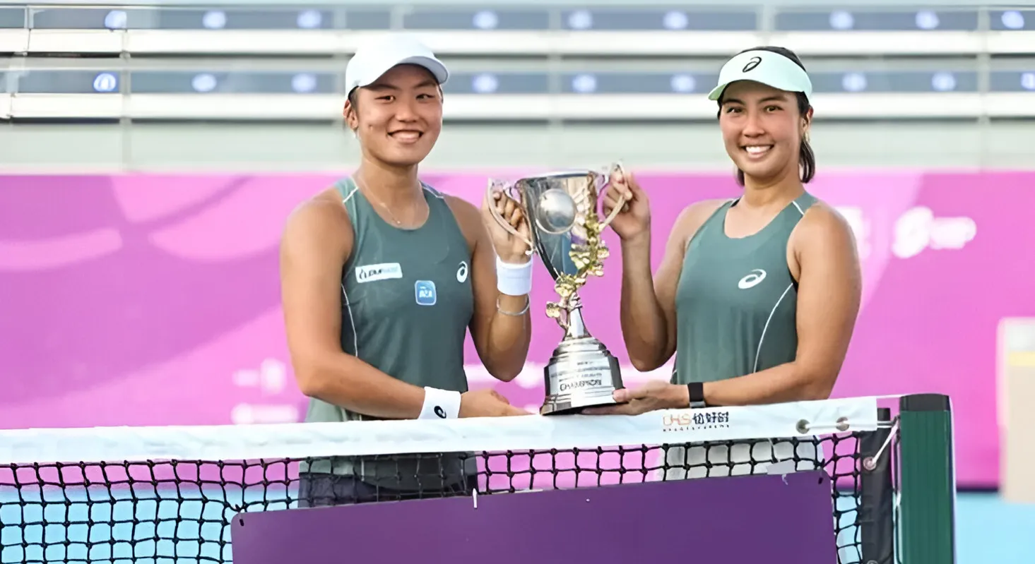 Petenis Indonesia Aldila Sutjiadi dan Janice Tjen meraih gelar juara ganda putri di turnamen tenis lapangan keras WTA 125 Suzhou Open 2025, Tiongkok