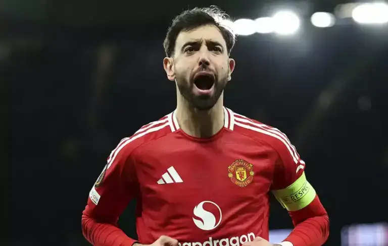 Bruno Fernandes of Manchester United 2025/26
