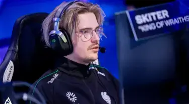 Skiter of Team Falcons 2025