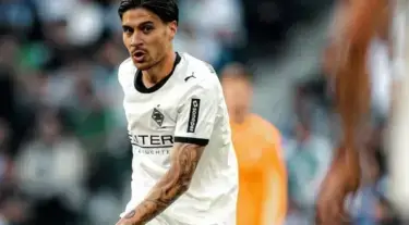 Kevin Diks of Borussia Mönchengladbach