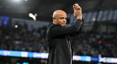 Vincent Kompany at Bayern Munchen