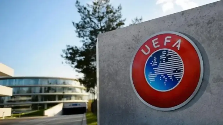 UEFA Izinkan Liga Eropa Main di Luar Benua