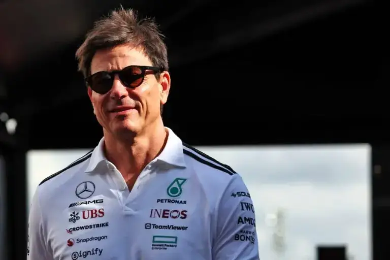 Bos Mercedes Toto Wolff: Pembalap Underdog Punya Kekuatan Mental Tersendiri