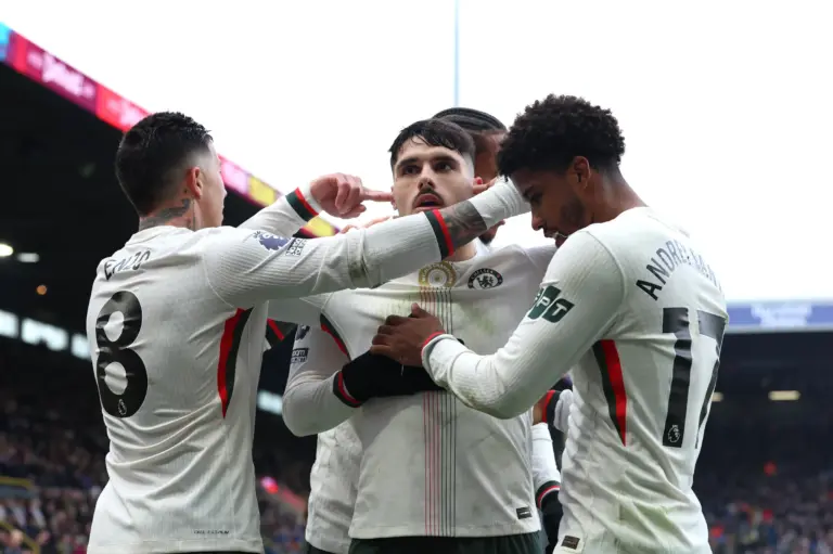 Burnley 0-2 Chelsea: Neto & Enzo Bawa The Blues Nangkring di Papan