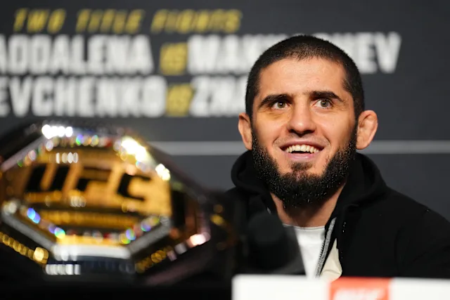 Islam Makhachev Klaim Masih Juara Jelang UFC 322