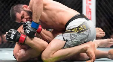 Makhachev Kuasai Welter UFC dan Siap Hadapi Semua Tantangan