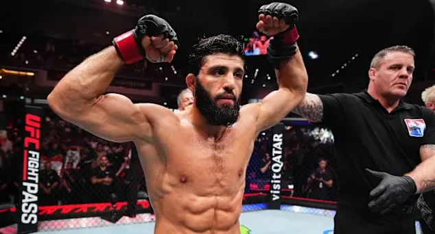 Tsarukyan Yakin Kalahkan Topuria, Tak Ada Dendam