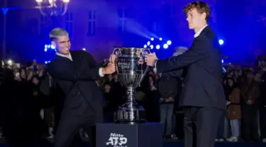 Alcaraz vs Sinner: Duel Legendaris di Final ATP Finals