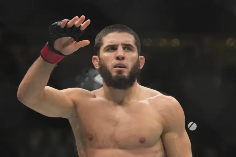 UFC 322 : GOAT Versi Khabib dan Khamzat Chimaev Yakin, “Insya Allah Islam Makhachev Menang”