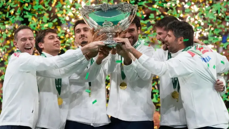 Italia Juara Davis Cup Lagi, Reaksi Emosional Para Pemain