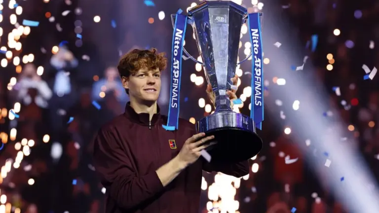 Sinner Samai Rekor Federer dan Borg di ATP Finals 2025