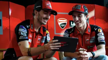 Marquez Kasihan Lihat Bagnaia Melempem di MotoGP 2025