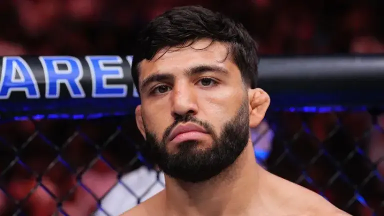 UFC Dituding Lindungi Topuria, Karier Juara Tsarukyan Sengaja Diblokir?