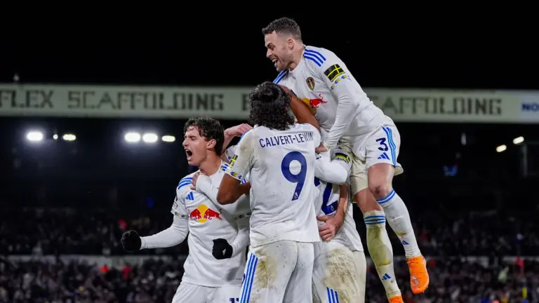 Rekap Hasil Liga Inggris: City dan Villa Menempel Arsenal, Derby Memanas, Spurs Tersungkur