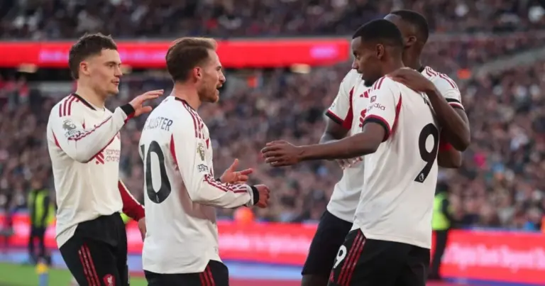 West Ham Tumbang 0–2 dari Liverpool, Isak Pecah Telur di London Stadium