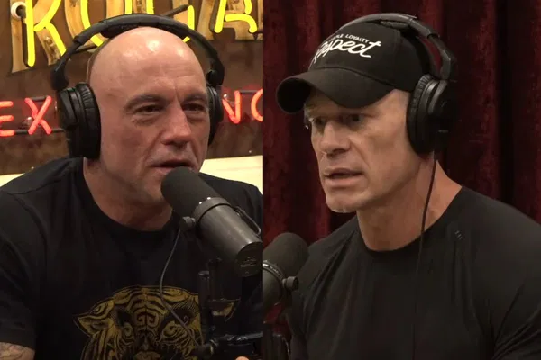 John Cena Muncul di Podcast Joe Rogan, Fans UFC & WWE Kompak Bercanda “Gimana Wawancaranya Kalau Nggak Kelihatan?”